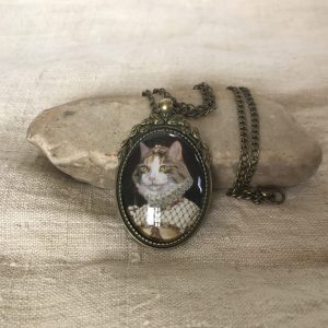 Calico Cat Pendant Necklace "Calico Queen"